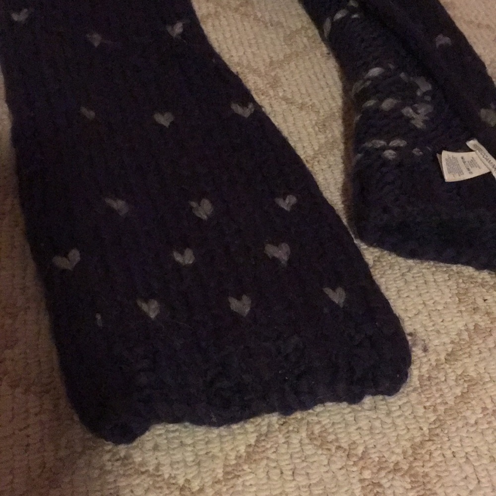 Scarf 🧣 - Picture 3 of 6